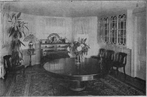 DINING ROOM IN COLONIAL STYLE Edmund Quincy Sylvester, Architect.