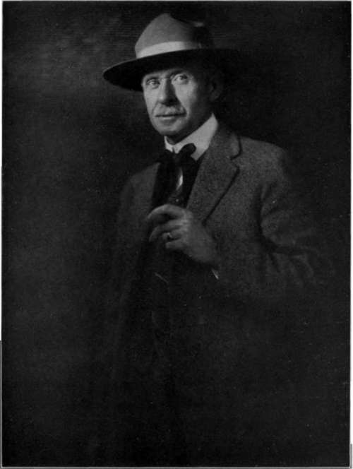 More Advertising For You To Get Photographs In The StudioLightMagazine1918 192