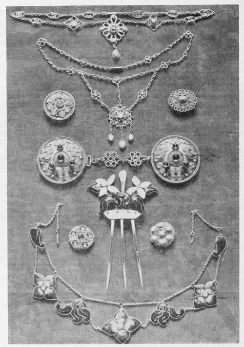 Jewellery, by the Camberwell School, of Arts and Crafts. At the Dress Designers' Exhibition.