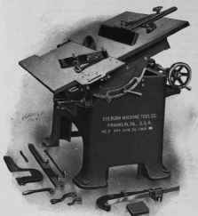 UNIVERSAL SAW TABLE.