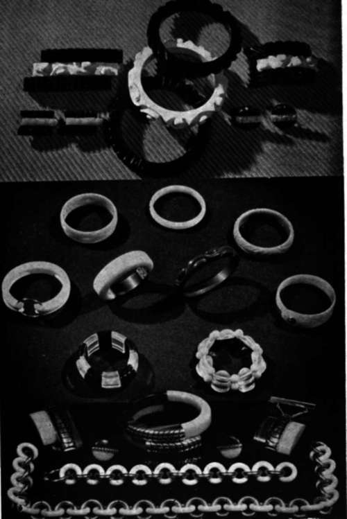 A Wide Variety Of The Better Grade Of Bracelets And Other Items