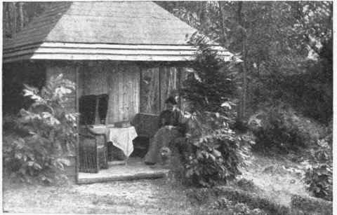 The garden bedroom is adapted during the long summer days as an open air sitting room