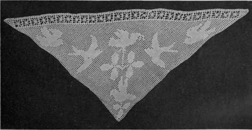 Bird design triangle for use with the Bird lace. Such a triangle can be inset in the material of the cloth, or can be joined to the lace