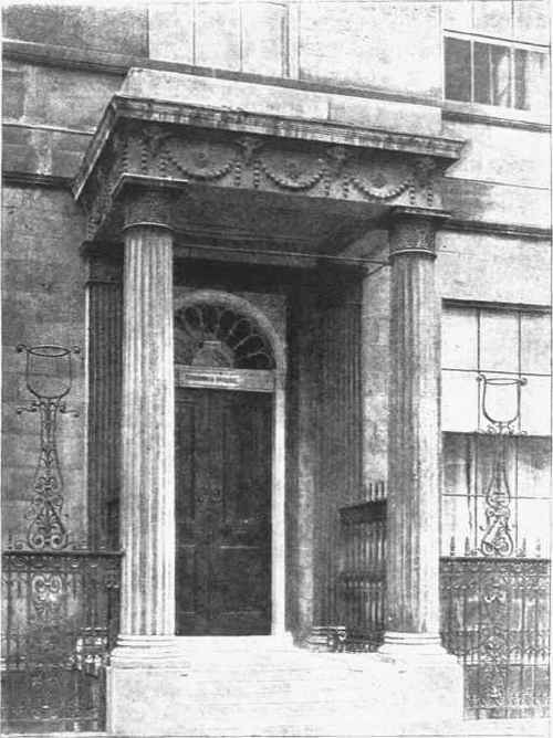 Fig. 1. Portico and railings at Chandos House, Queen Anne Street, London.