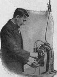 Improved Vamp Creasing Machine