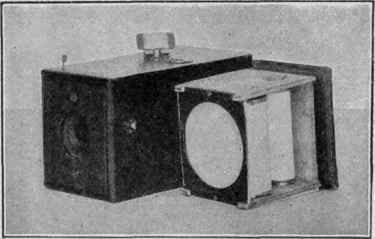The First Kodak (1888), Showing Roll Holder and Roll Film for 100 Exposures