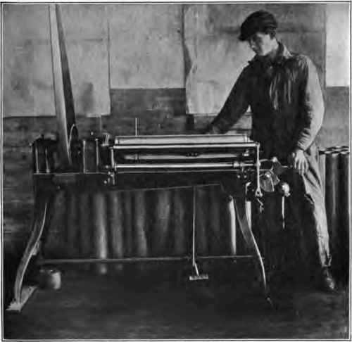 Trimming machine.